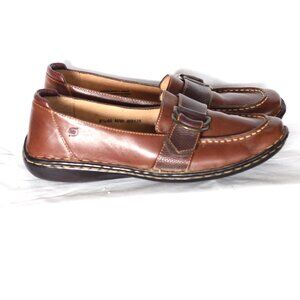 Born Women's Brown Vintage Leather Loafers